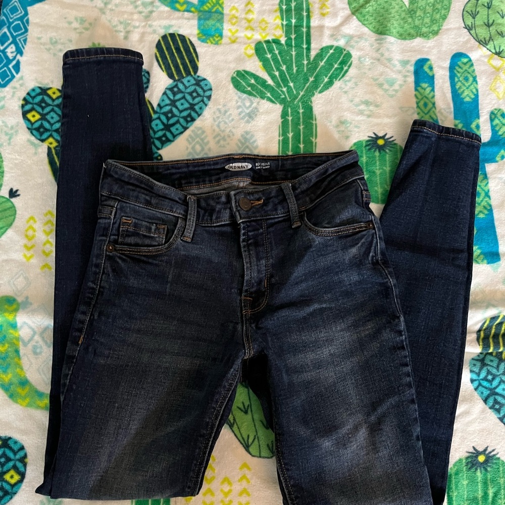 Old Navy Rockstar Super Skinny Women Dark Denim Women Jeans. Great Condition.